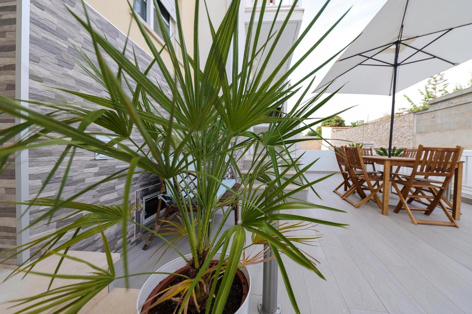 Moradia Chicharro Hotel Nazare Exterior photo